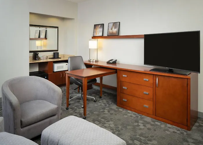 Courtyard Chicago / Itasca 3* Wood Dale