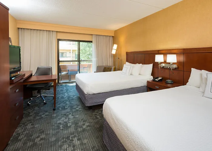 Courtyard Chicago / Itasca Hotel Wood Dale