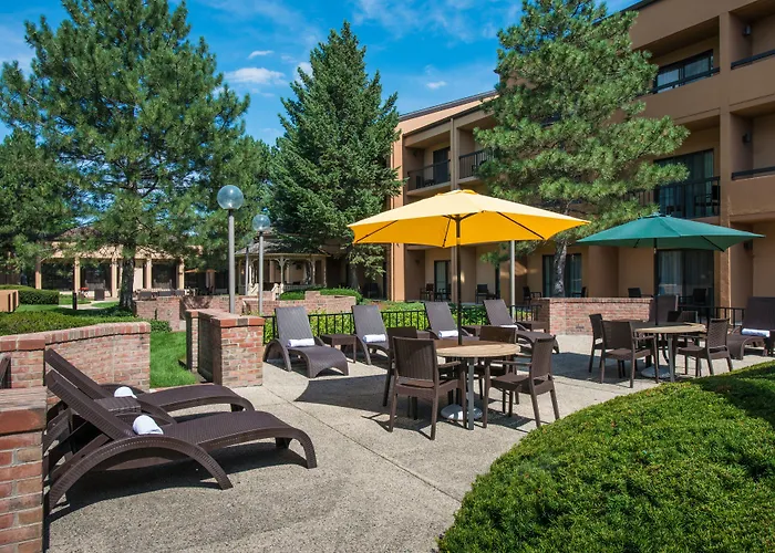Courtyard Chicago / Itasca Hotel