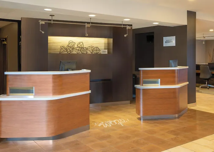 Courtyard Chicago / Itasca 3*