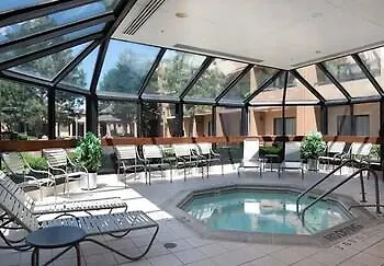 Courtyard Chicago / Itasca
