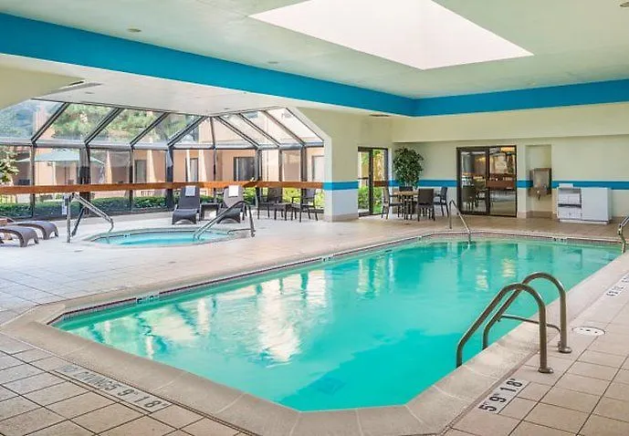 Courtyard Chicago / Itasca Hotel 3*