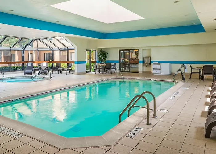 Courtyard Chicago / Itasca Hotel 3*